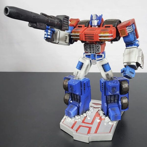 The Transformers Optimus Prime 'The War Within’ Palisades Polystone 7.5” (19cm) Mini Statue